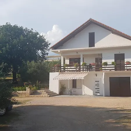 Apartment With A Parking Space Maslenica, Novigrad - 15482