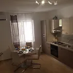 Apartman With A Parking Space Maslenica, Novigrad - 15482 *