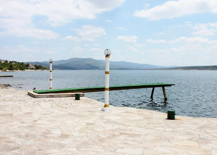 Apartamento With A Parking Space Maslenica, Novigrad - 15482 *