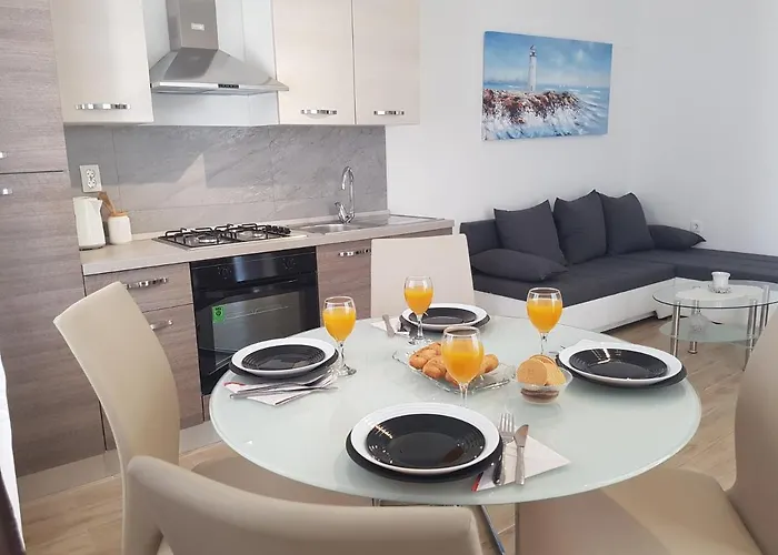 With A Parking Space Maslenica, Novigrad - 15482 Jasenice (Zadar)